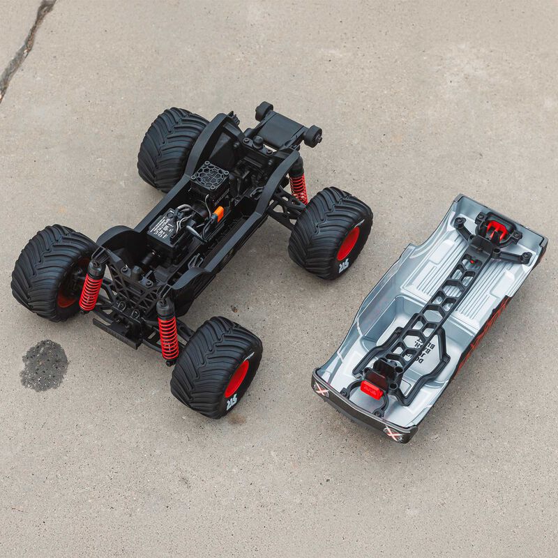 ARRMA 1/16 QUAKE GROM 4X4 RTR Brushed Monster Truck (Battery & Charger Included)
