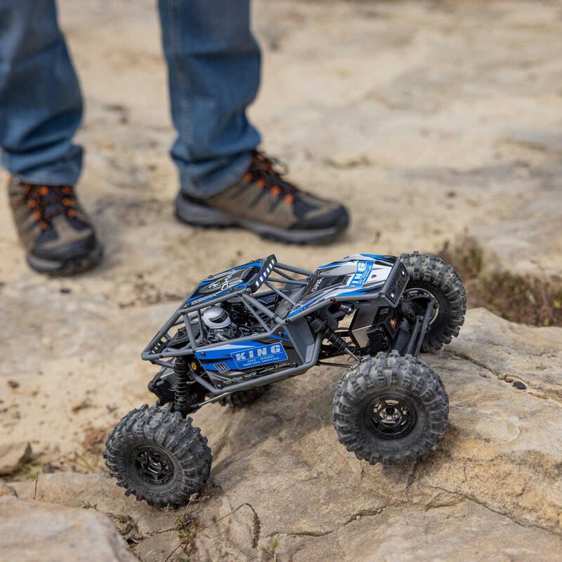 Axial 1/18 UTB18 Capra 4WS 4WD Trail Buggy RTR with Battery & Charger, Blue
