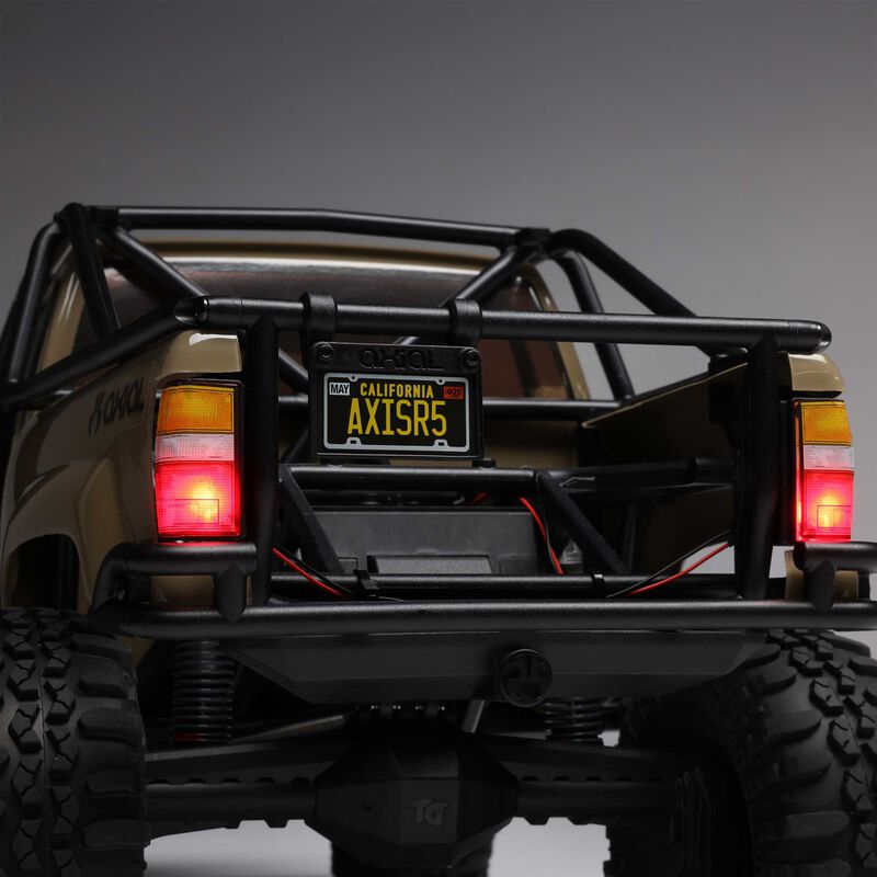 Axial 1/10SCX10 III 1987 Toyota SR5