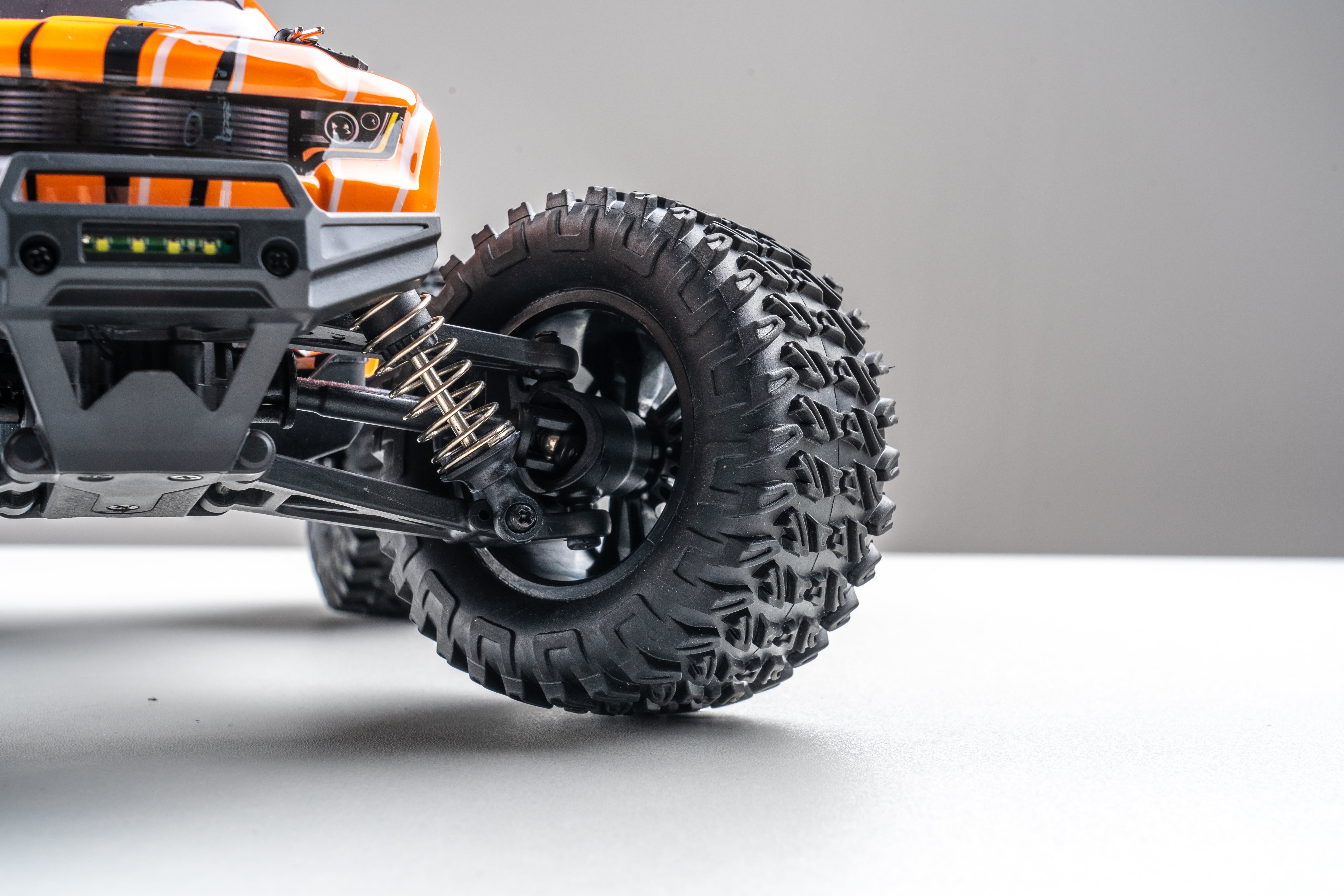 Mega RC 1/16 M-Titan Mini Monster 4x4 Truck RTR - ORANGE - HeliDirect