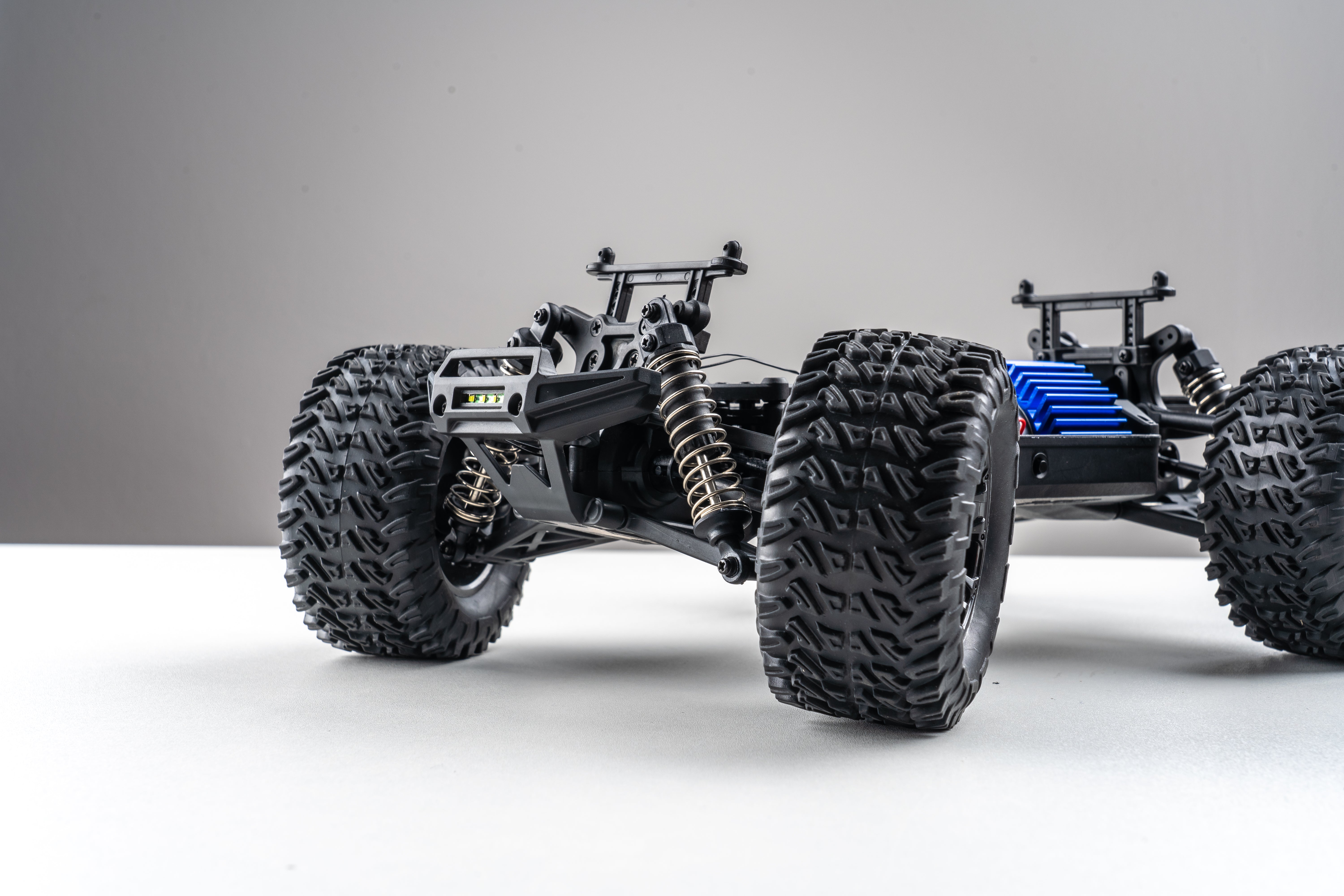 Mega RC 1/16 M-Titan Mini Monster 4x4 Truck RTR - RED - HeliDirect
