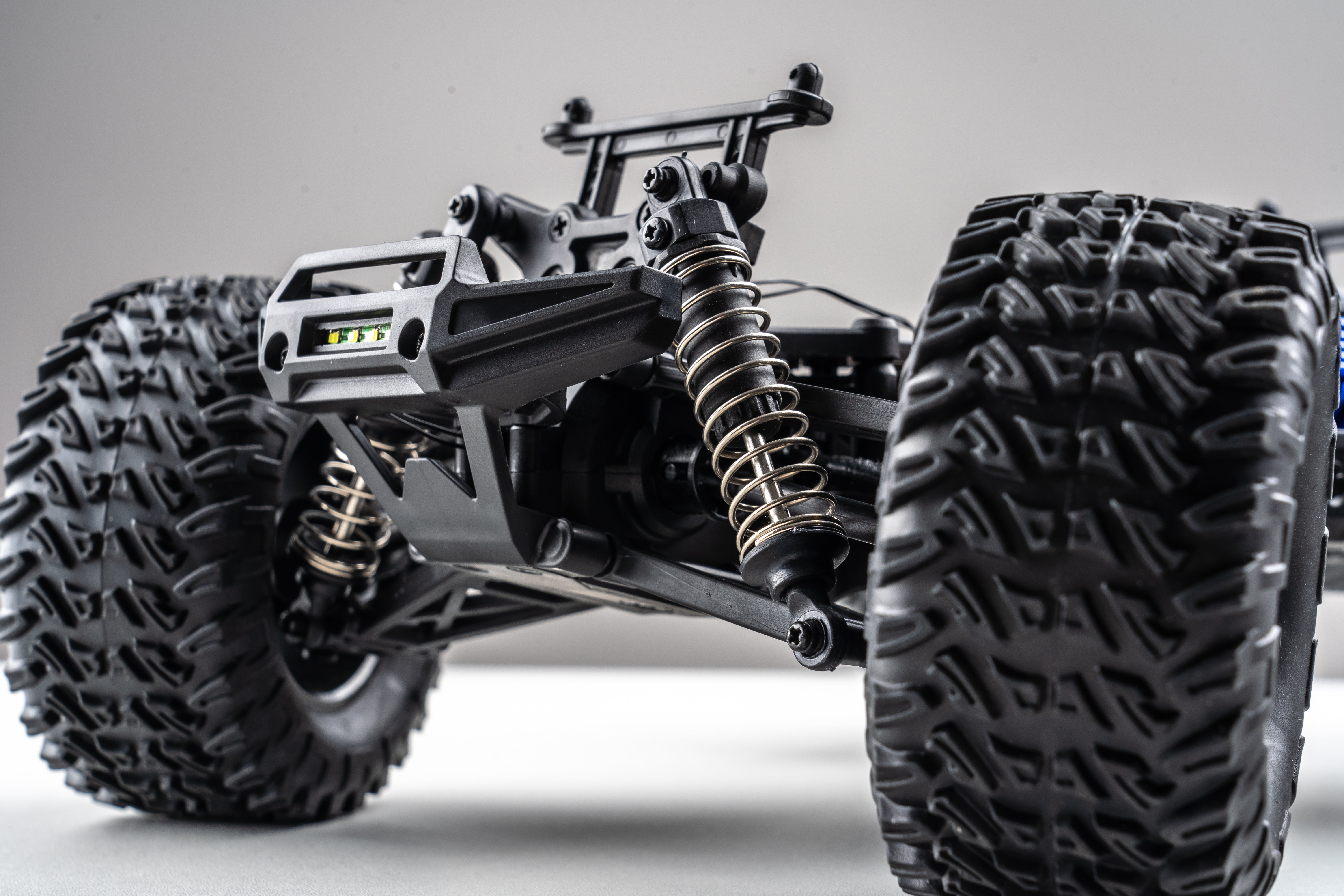 Mega RC 1/16 M-Titan Mini Monster 4x4 Truck RTR - RED - HeliDirect