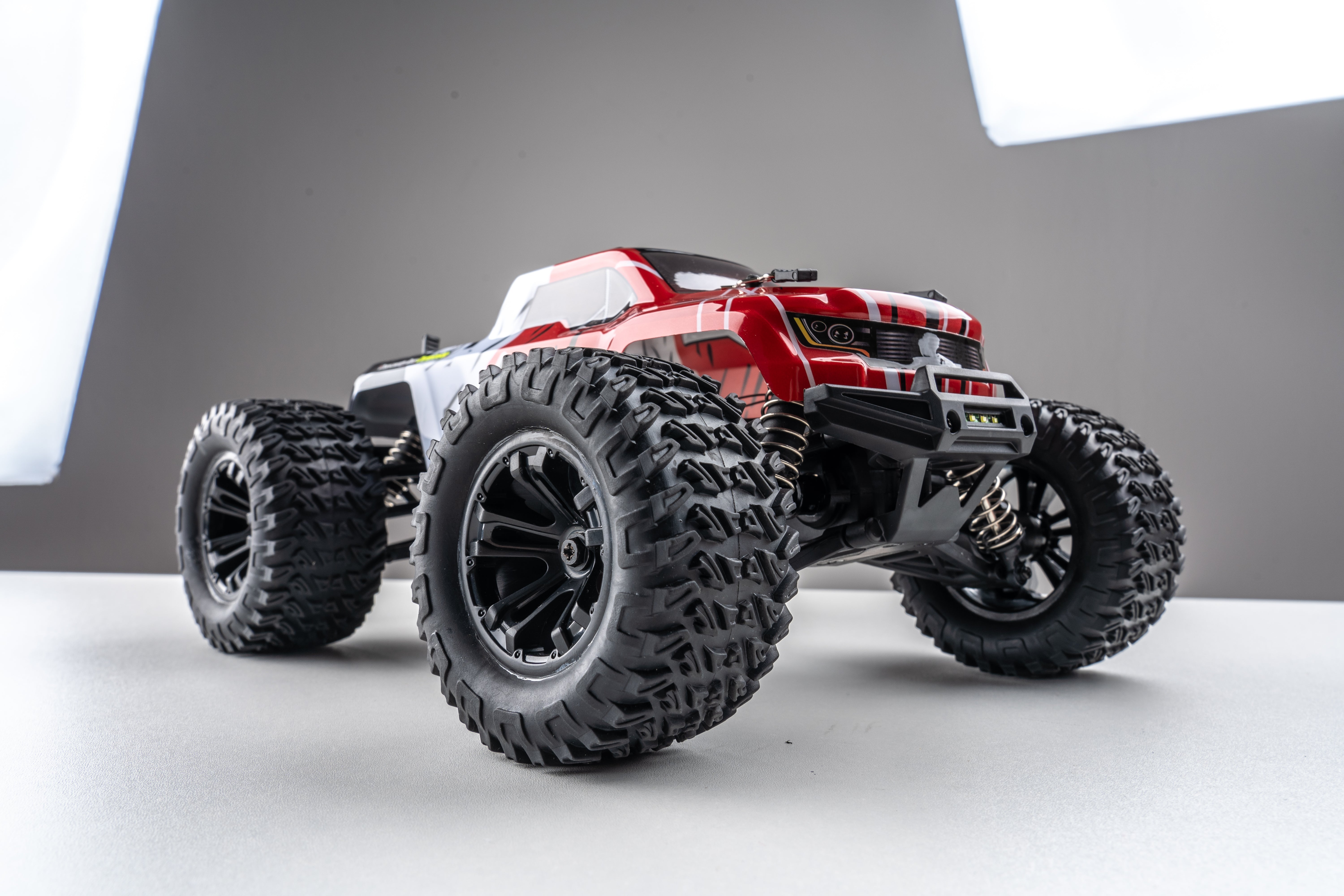 Mega RC 1/16 M-Titan Mini Monster 4x4 Truck RTR - RED - HeliDirect