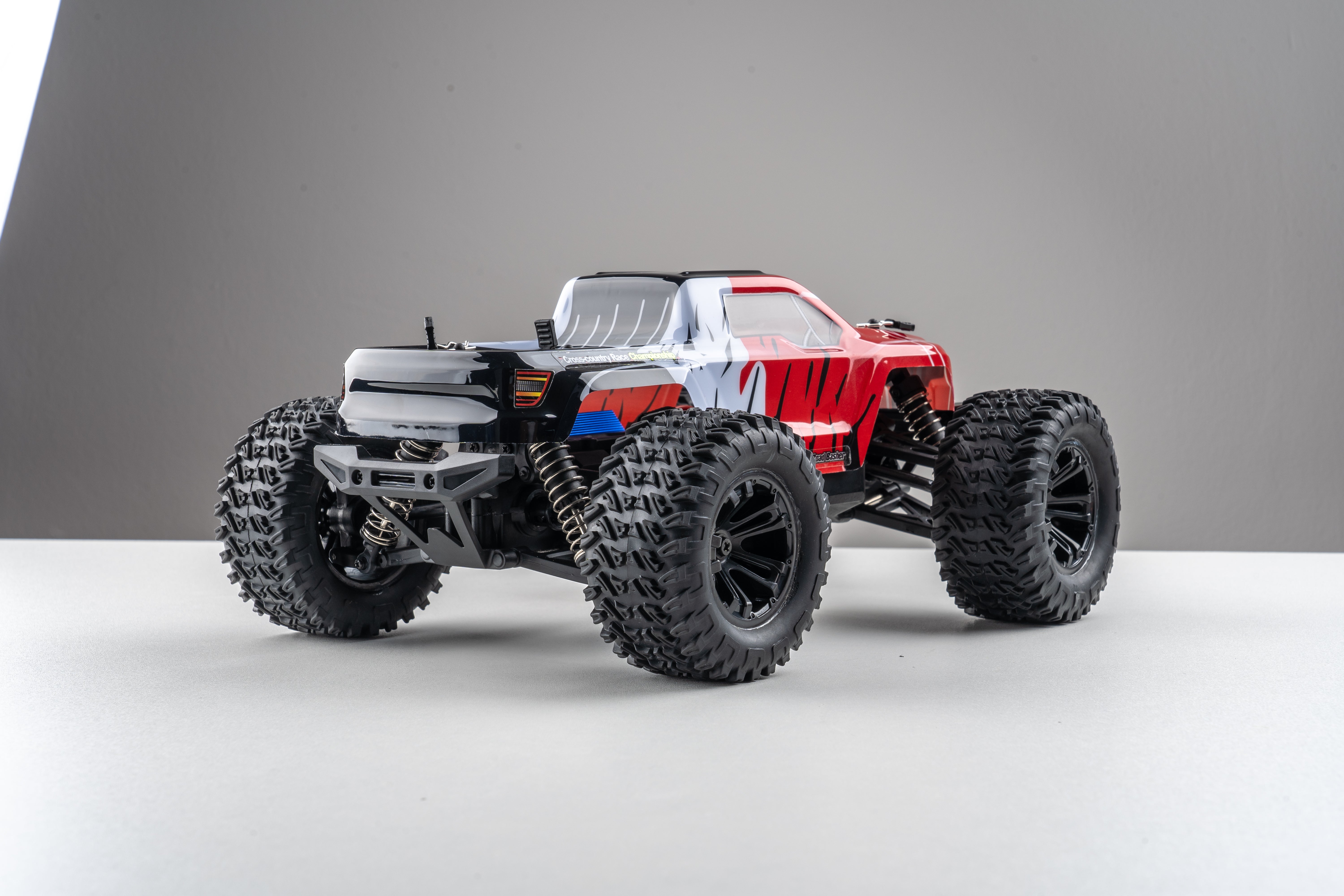 Mega RC 1/16 M-Titan Mini Monster 4x4 Truck RTR - RED - HeliDirect