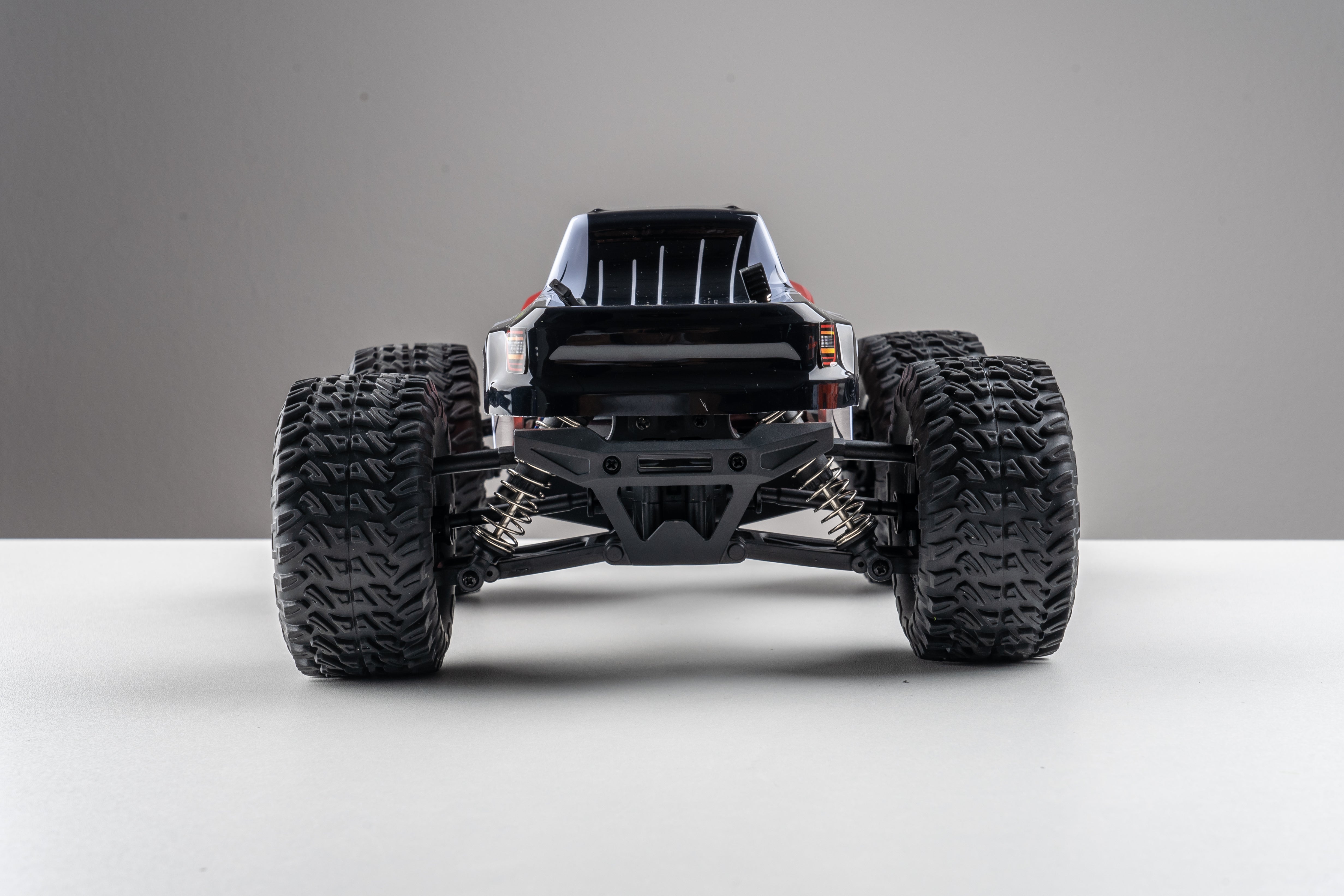 Mega RC 1/16 M-Titan Mini Monster 4x4 Truck RTR - RED - HeliDirect