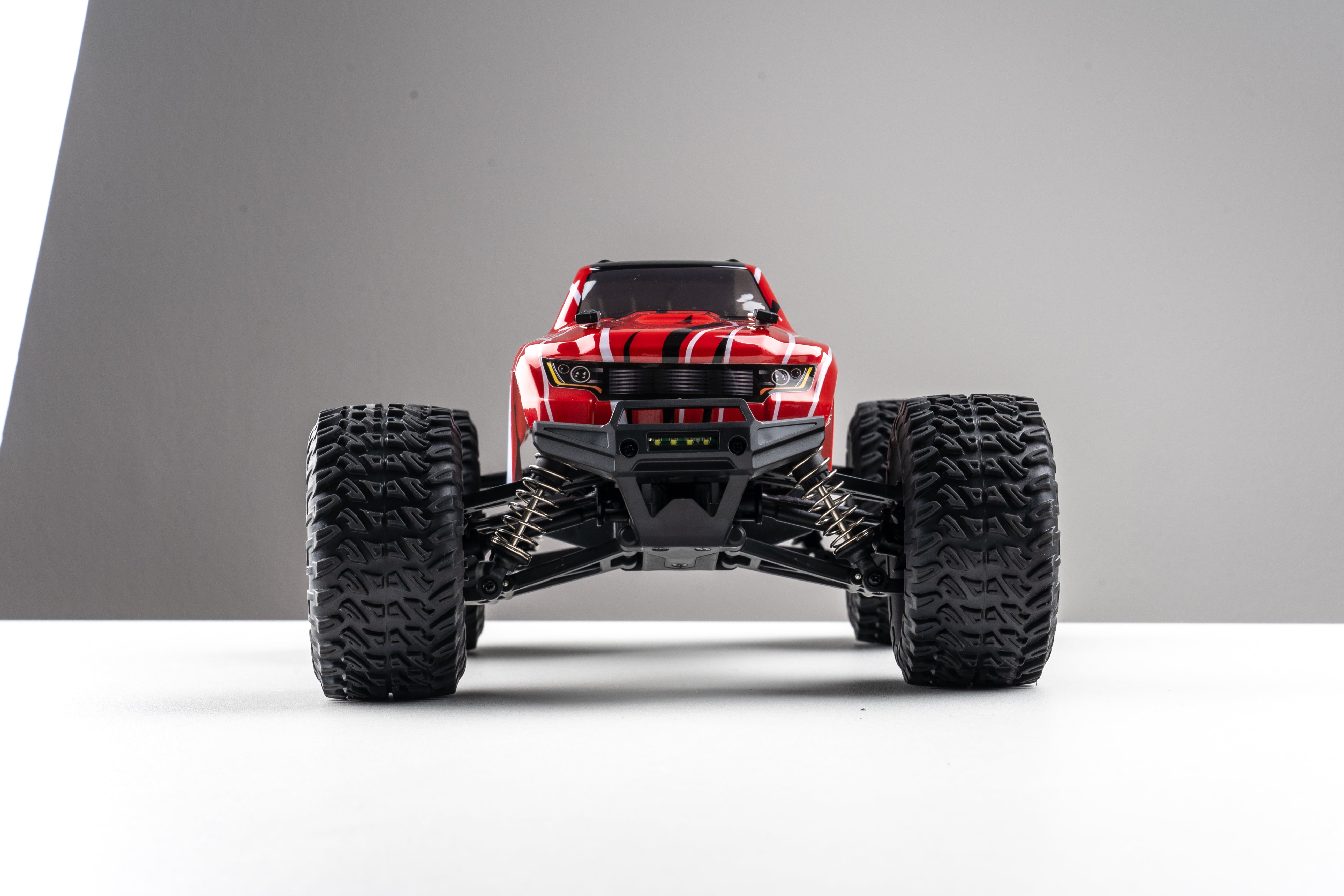 Mega RC 1/16 M-Titan Mini Monster 4x4 Truck RTR - RED - HeliDirect