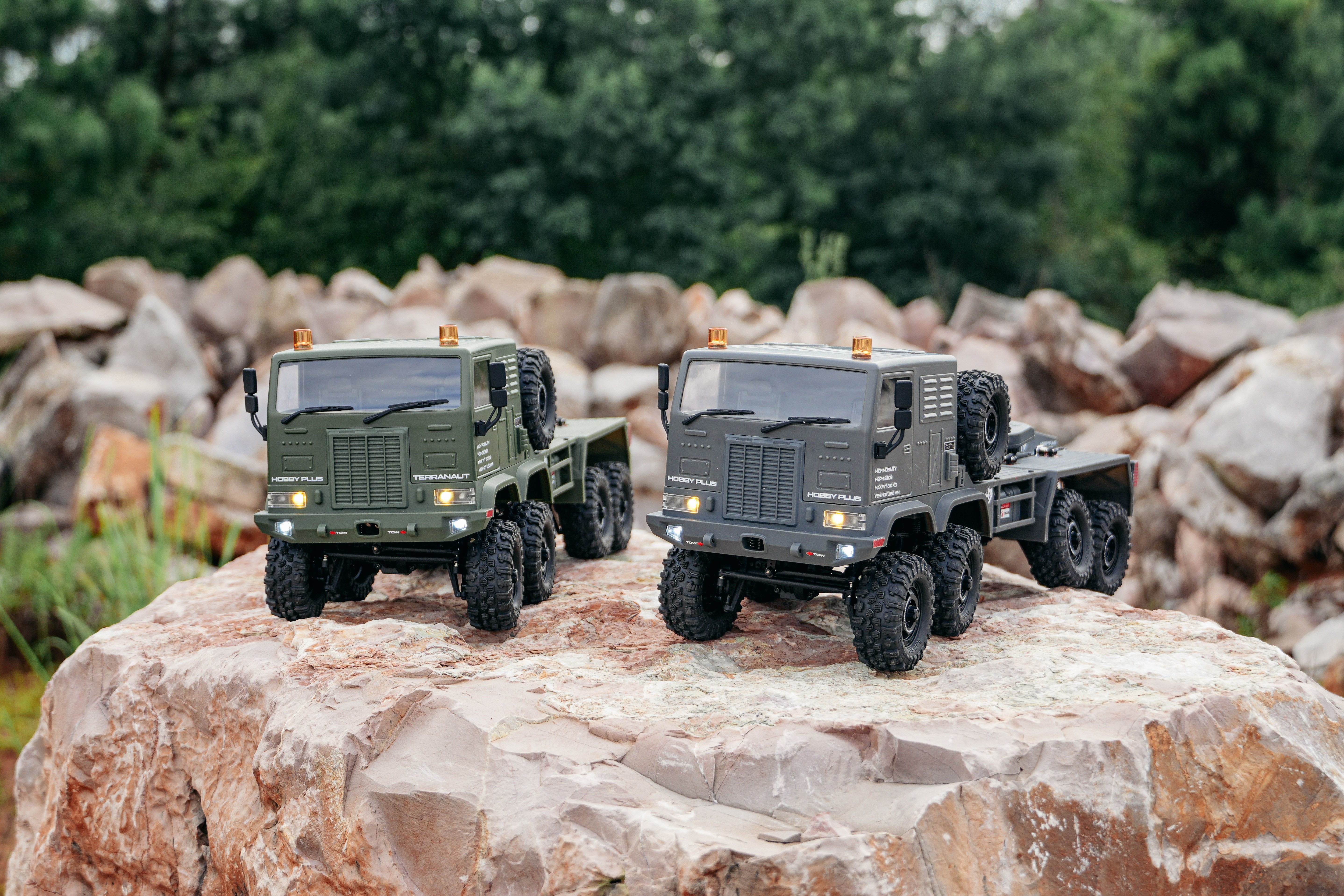 HobbyPlus CR-18P Terranaut 8X8 AWS RC Crawler