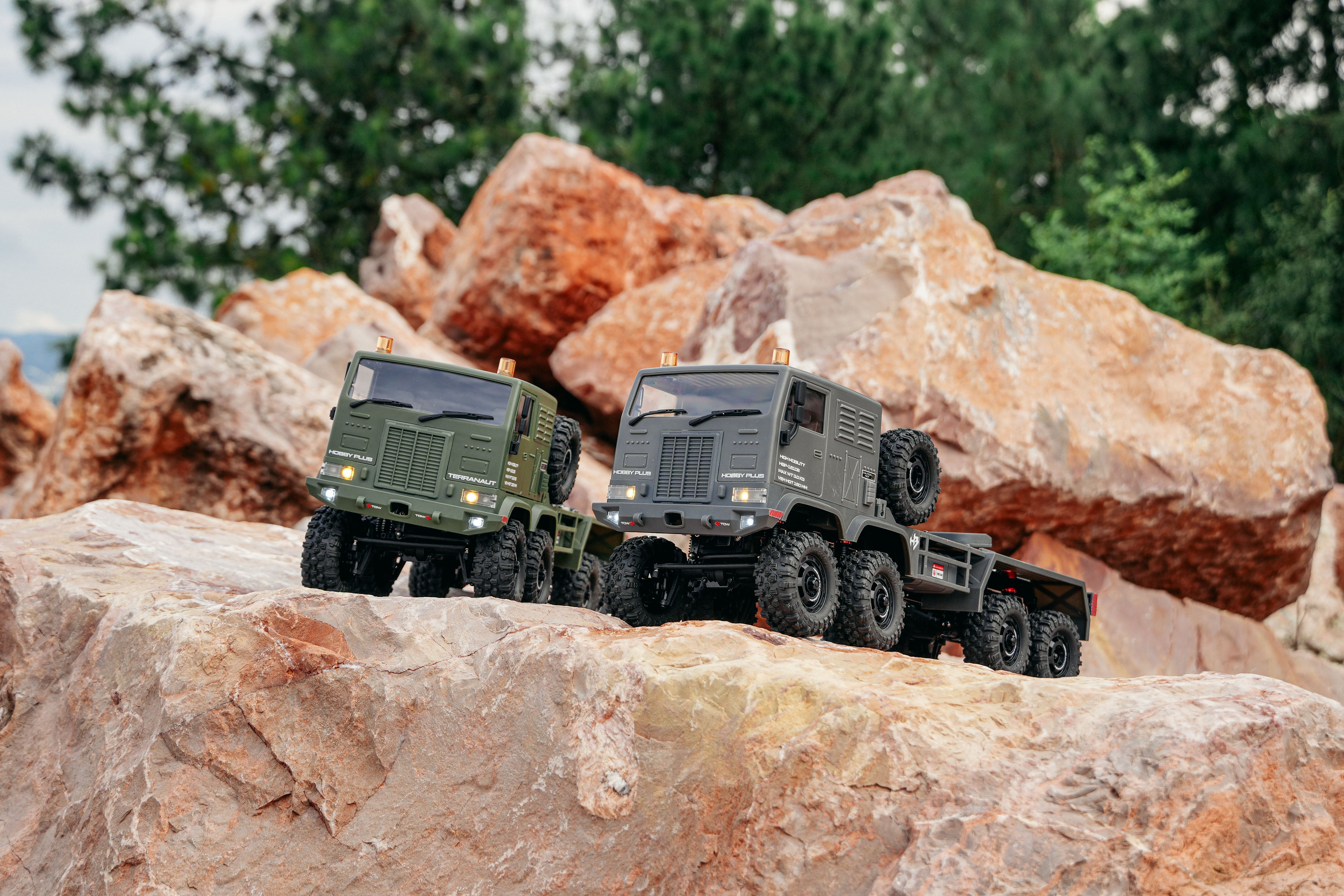 HobbyPlus CR-18P Terranaut 8X8 AWS RC Crawler