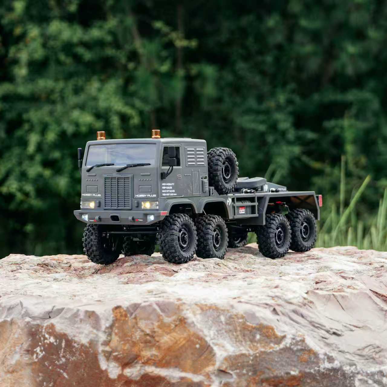 HobbyPlus CR-18P Terranaut 8X8 AWS RC Crawler