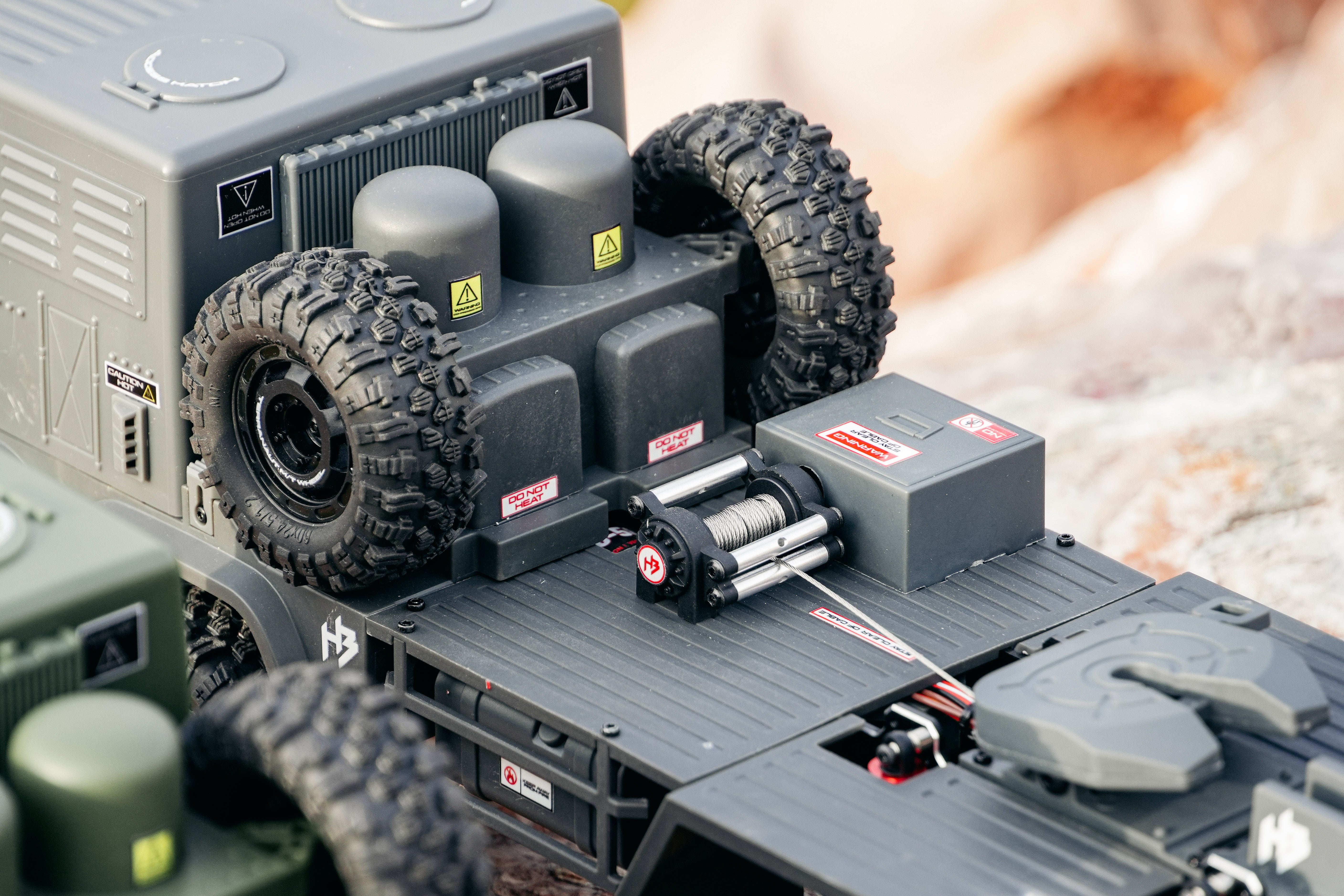 HobbyPlus CR-18P Terranaut 8X8 AWS RC Crawler