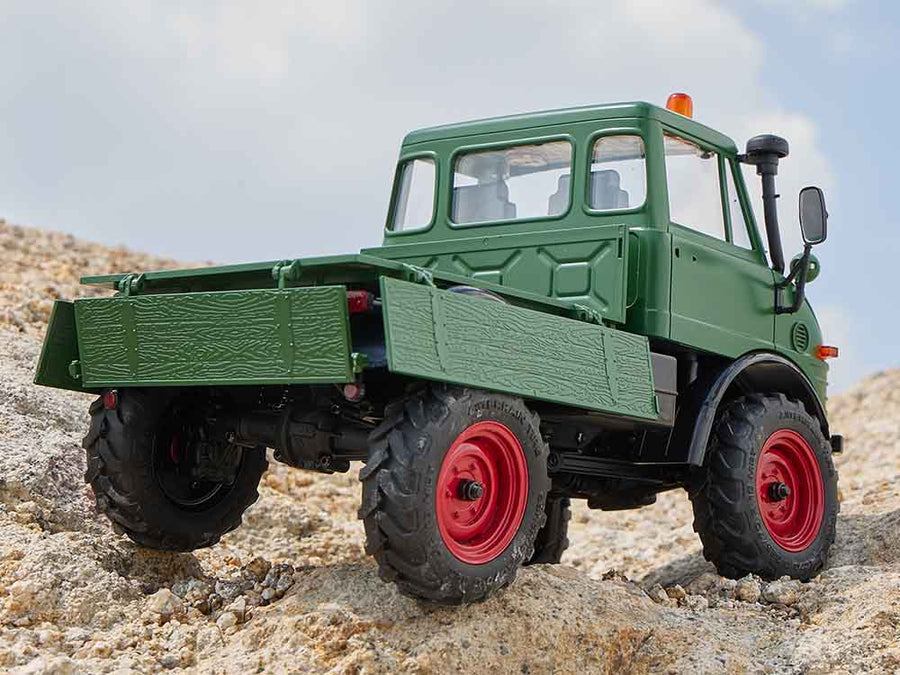 FMS 1:24 FCX24 Mercedes-Benz Unimog 421 RTR - GREEN - HeliDirect
