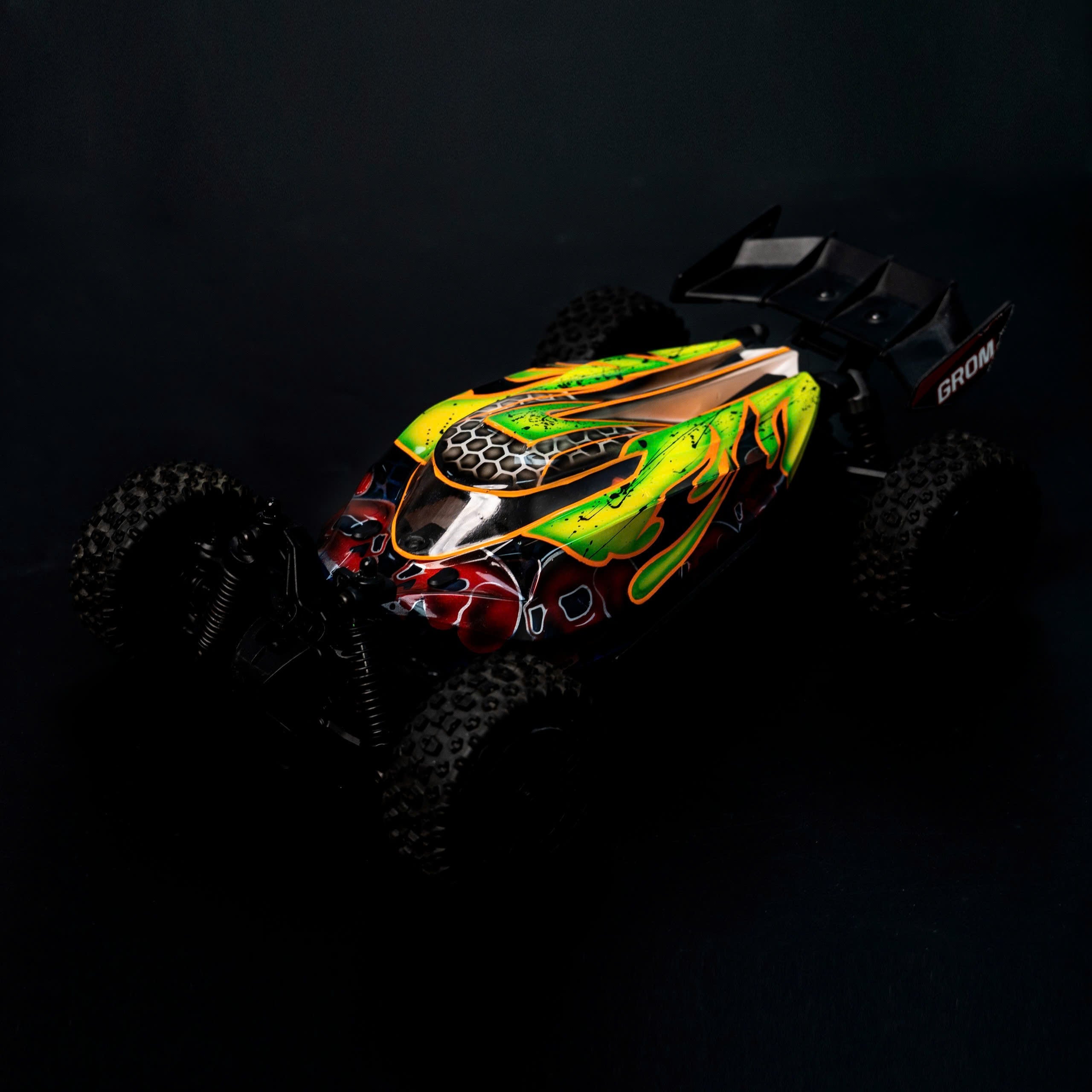 RADIANZ Arrma Typhon Grom Vel’koz Airbrush Lexan Body Vel’koz – Hipparion